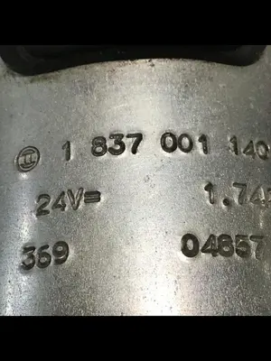 USED BOSCH 0 810 001 825
