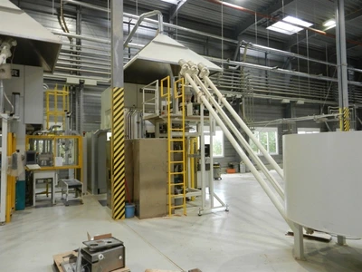 USED LAUFER URA 500 TON FOR COMPOSITE MAT.