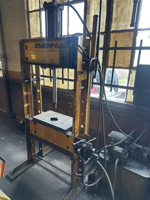 50 TON ENERPAC H-FRAME HYDRAULIC SHOP PRESS: YOBRO #23949