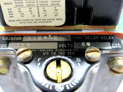 NEW GENERAL ELECTRIC CR2820B 112AA2 TIME DELAY RELAY