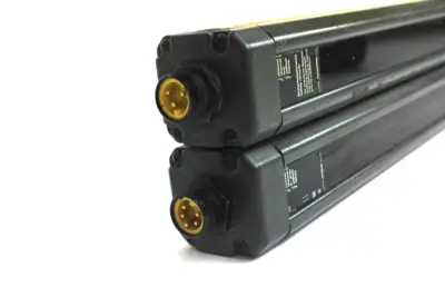 USED LEUZE ELECTRONIC CR30-1350/BH5   CT30-1350/BH3