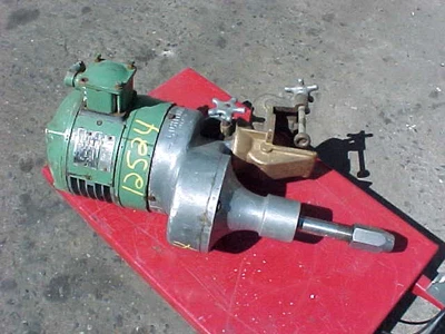 USED LIGHTNIN CLAMP MOUNT MIXER
