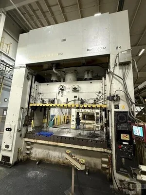 USED 1990 KOMATSU E2G400