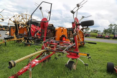 Used 2014 MASSEY FERGUSON TD1635 Tedders Pennsylvania US | Zimmerman Farm Service #1410216