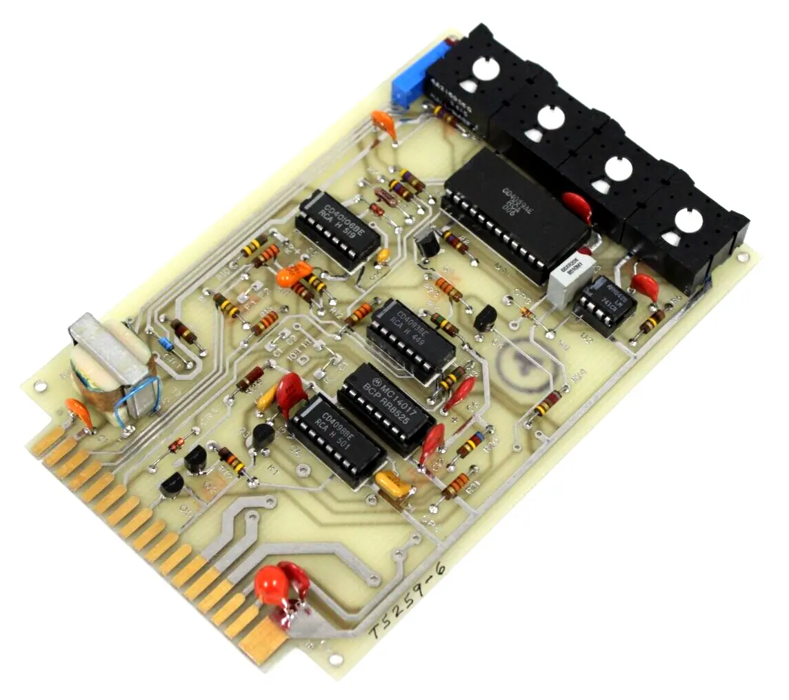 NEW EFM 22003-02-01 TOTALIZER BOARD 220030201