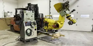 Used 2002 FANUC R-2000IA/165R Robots Michigan US | Aucto #1332264