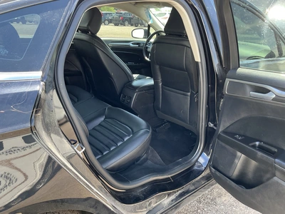 USED 2020 FORD FUSION
