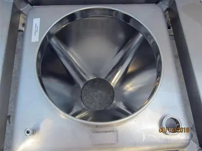 Used _UNKNOWN_ _UNKNOWN_ Tub California US | Star Industries #1255563