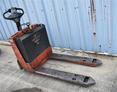 TOYOTA 7HBW23 Pallet Jacks | Mohawk Machinery (2)