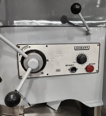 HOBART Mixer Model V1401 5hp /208volts/ 60hz 14 amps  # 4718