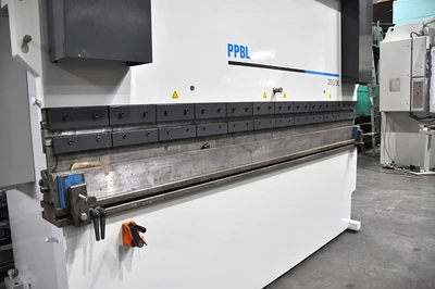 USED LVD PPBL 200 TON X 3100 MM