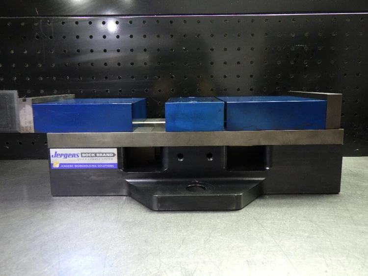 Used JERGENS _UNKNOWN_ Chucks Michigan US | Superior Machine & Tool Inc #209408
