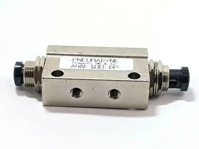USED PNEUMADYNE 4-WAY CONTROL VALVE