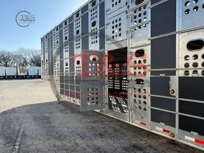 Used 2019 MERRITT _UNKNOWN_ Livestock Trailers Illinois US | T&S Trailer Pool #1509369