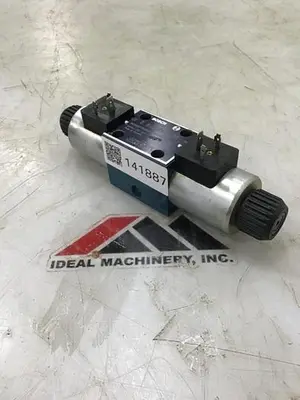 USED BOSCH 0 810 092 105