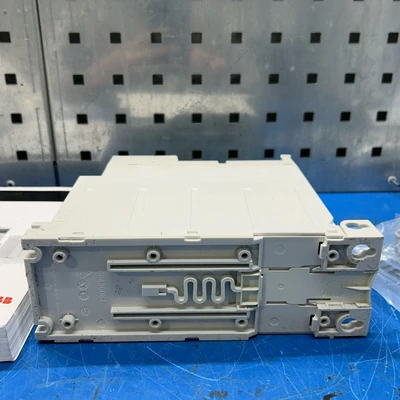NEW ABB ACS355-03U-04A7-2