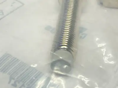 New | in-Stock Micro Detectors Inductive Proximity Sensor Switch 10-30VDC Proximity Sensors Michigan US | Maverick Industrial Sales #1390731