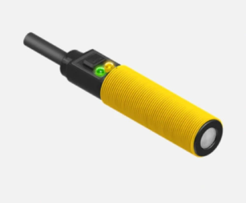 Banner S18UUA 02699 Analog S18U Proximity Mode Sensor, Range 30mm to 300mm [New]