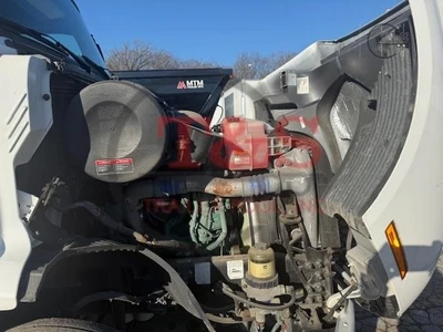 Used 2023 VOLVO VNR42T300 Conventional trucks Illinois US | T&S Trailer Pool #1509492