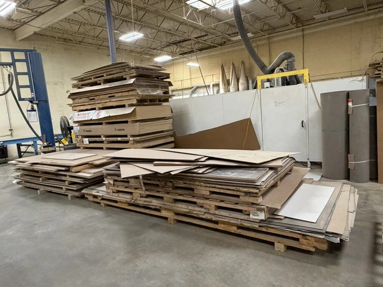Used _UNKNOWN_ _UNKNOWN_ Bulk Merchandise / Pallets Michigan US | Miedema Asset Management Group #1577011