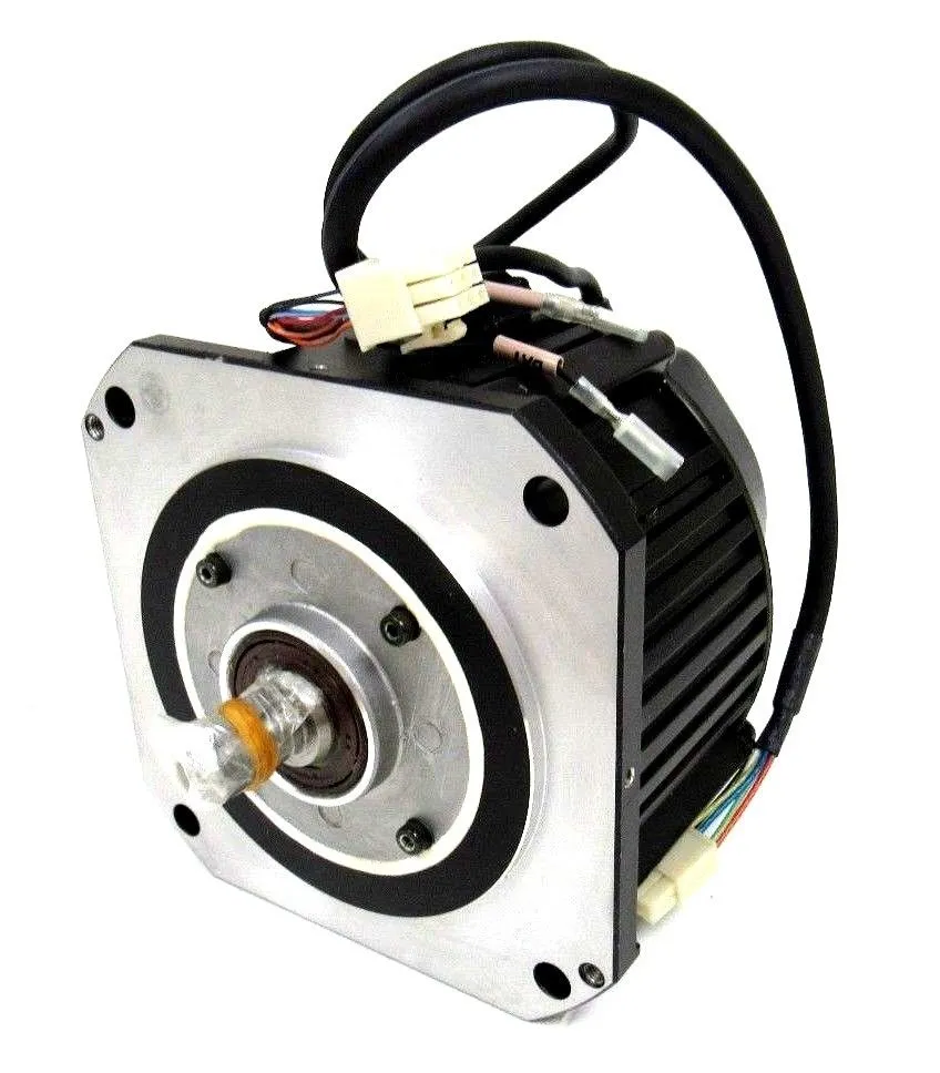 NEW YASKAWA ELECTRIC SGMDH-06A2A-YR25 AC SERVO MOTOR SGMDH06A2AYR25