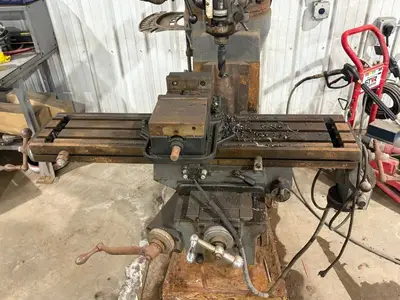 Lance Verti-Mill Vertical Milling Machine