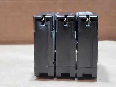 Used EATON BR320 Switchgears British Columbia CA | Lenmark #835459