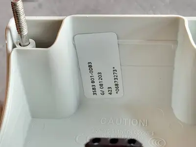 NEW SIEMENS 3SB3 801-0DB3
