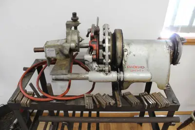 RIDGID 300 Power Drive Complete 1/2" - 2" Threading Machine