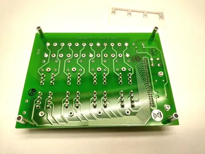 USED OPTO 22 QUAD PAK 4-MODULE POSITION MOUNTING RACK