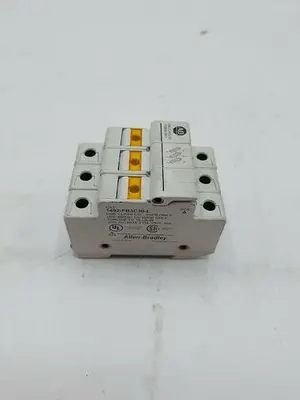 Allen-Bradley 1492-FB3C30L Ser.A Fuse Holder