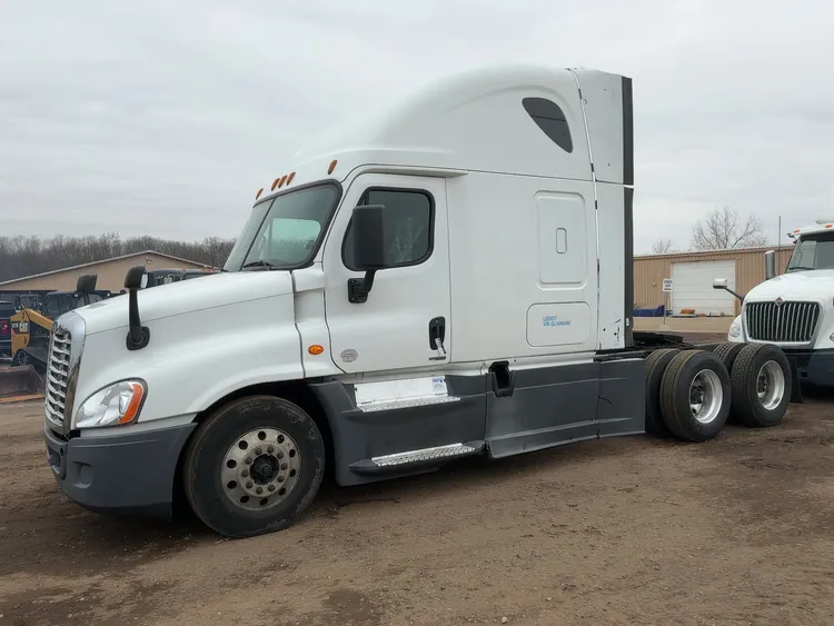 Used 2016 FREIGHTLINER CASCADIA EVOLUTION Conventional trucks Michigan US | Miedema Asset Management Group #1180600