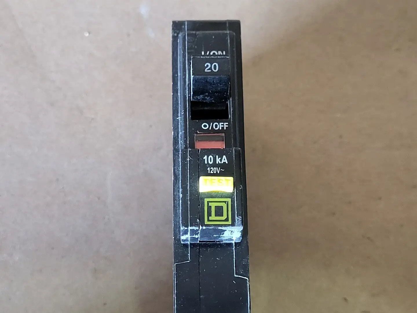 USED SQUARE D QOB120