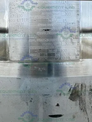 USED PRECISION STAINLESS 600 LITER STAINLESS STEEL JACKETED REACTOR 45 PSI