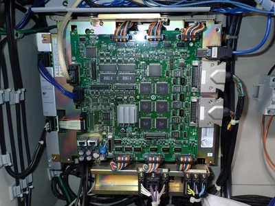 USED 2001 YAAKAWA ELECTRIC CORPORATION YASNACXRCUP20