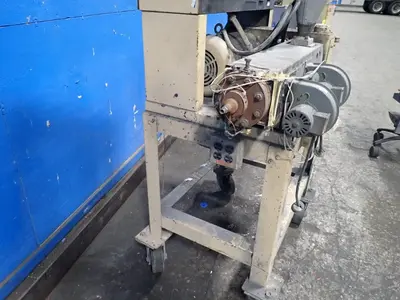 Wayne Machine & Die Co.  Single Screw Extruder
