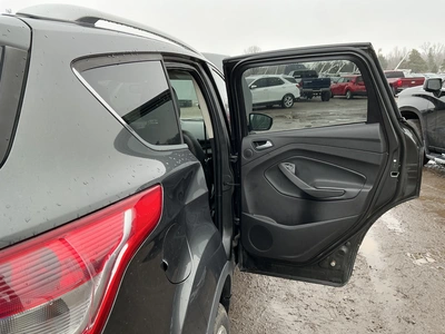 USED 2015 FORD ESCAPE