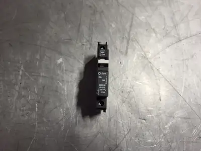 NEW CIRCUIT BREAKER INDUSTRIES QL18KM01