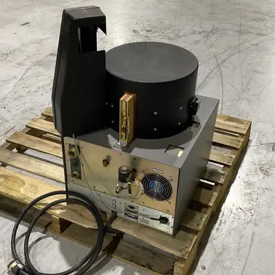 USED SAUNDERS & ASSOCIATES TEST CHAMBER MODEL 4220 FOR PARAMETRIC TESTING