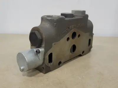 Hydraulic Valve Section 04F2N 8917JKLMN