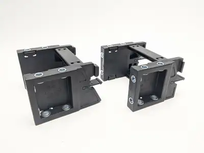 E6-620-10, E6-620-11, E6-620-20, E6-620-21 | igus E6.62 KMA Mounting Bracket Set E6.620.10 11 20 21 - New
