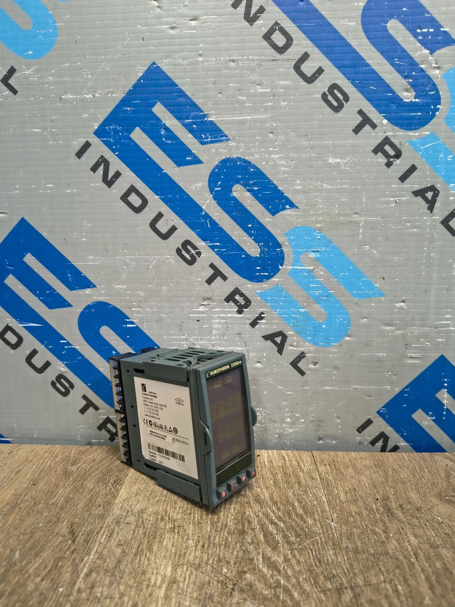 USED EUROTHERM 2208FM