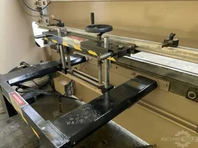 USED 1999 ACCURPRESS 710010