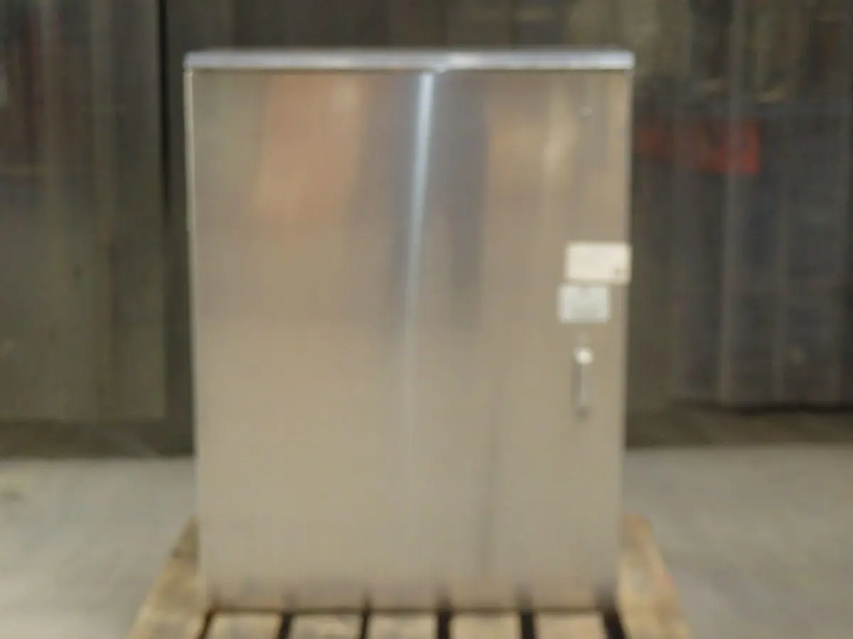 Used MILBANK AMRM-613UGBX Electrical Boxes Texas US | Aucto #1308412