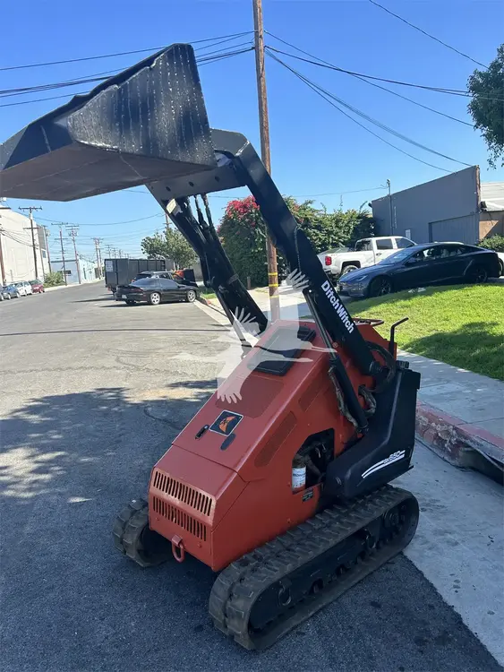 Used 2006 DITCH WITCH SK650 Skid Steer Loaders California US | Lillo Machinery #1403812