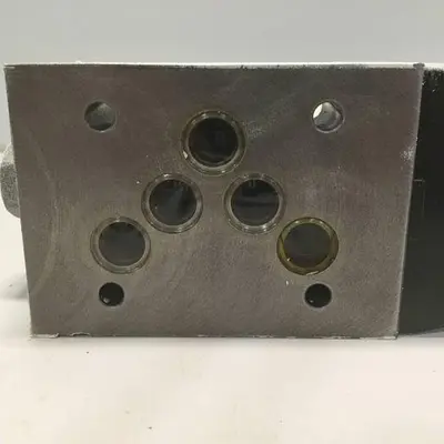 USED VICKERS DG4V52AMP7LH740