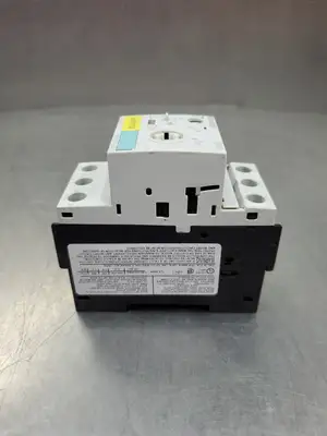 Used Siemens 3RV1021-0JA10 Motor Starter Circuit Breaker, 1 Amp Circuit Breakers | Palmetto Automation #1150696