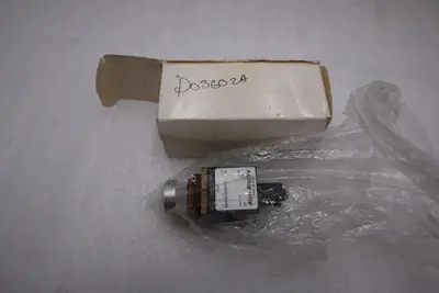 NEW ALLEN-BRADLEY 800MR-24HX2B SER D SELECTOR SWITCH 24V AC/DC #H327A