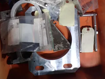Hardware/valves