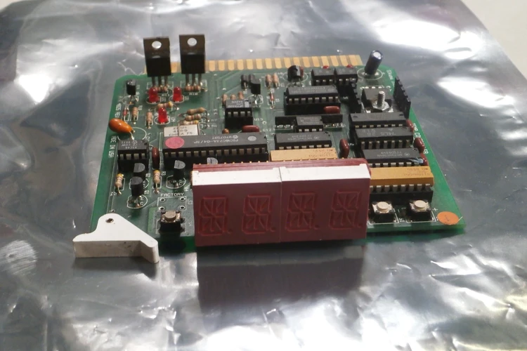 Used SIKAMA INTERNATIONAL TEMP CONTROLLER Transistors Arizona US | ASSET CONVERSION SPECIALISTS, INC. #322016